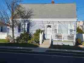209 N Granville Ave - Photo 1 of 1