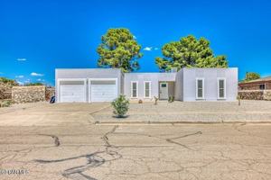 featured image of 14841 Kingston Dr