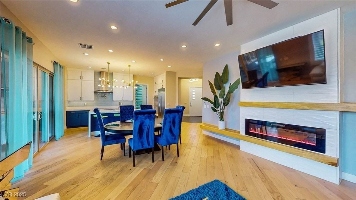 6714 Desert Crimson St - Photo 5 of 50