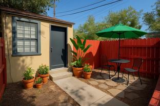 2418 30th St #R - Photo 1 of 1