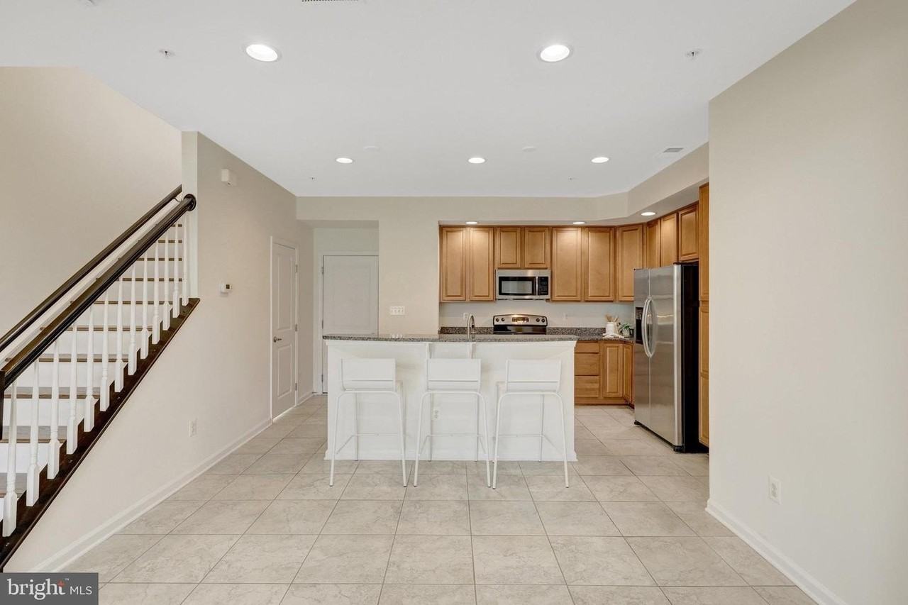 21714 Pattyjean Terrace - Photo 6 of 25