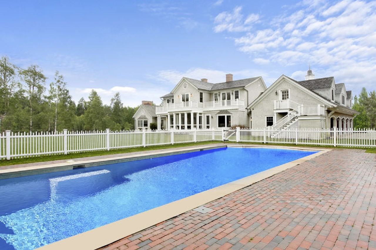 24 Basket Neck Ln - Photo 2 of 10