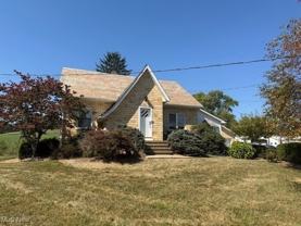 1960 Lutz Ln - Photo 1 of 1