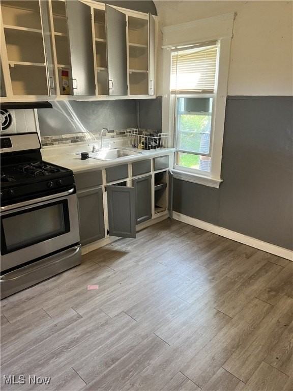 5213 Fleet Avenue - Photo 5 of 9