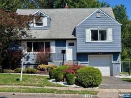 featured image of 125 Garden St