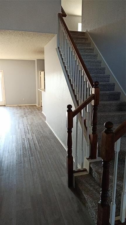 2620 Ridgebrook Ct - Photo 4 of 24