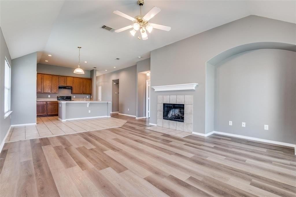 7702 Decoy Drive - Photo 5 of 35