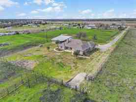 304 Canales Rd - Photo 1 of 1