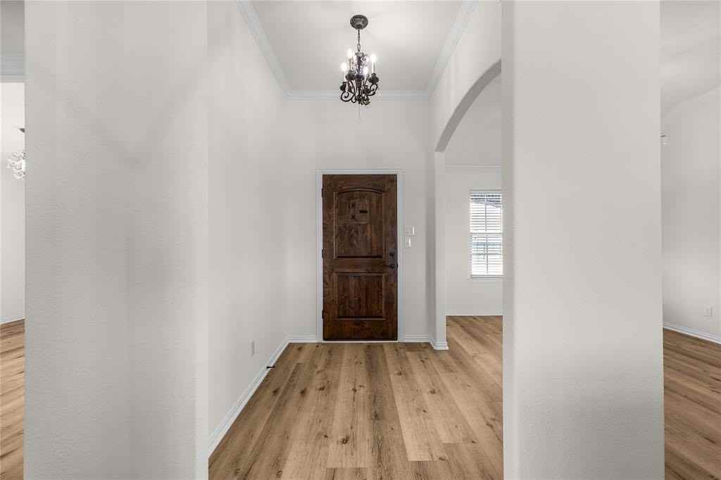 304 Canales Rd - Photo 5 of 29