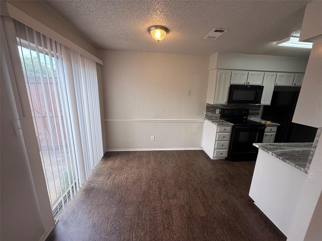 5912 Holiday Lane #C - Photo 2 of 13