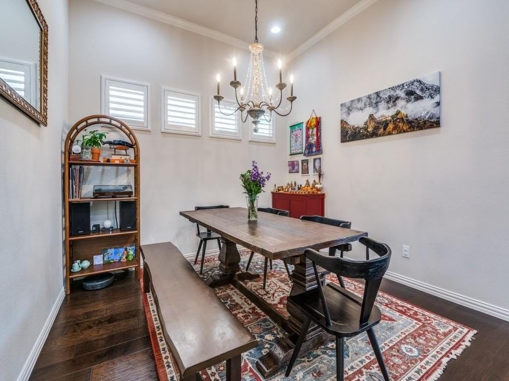 915 Enchanted Wood Dr - Photo 2 of 25