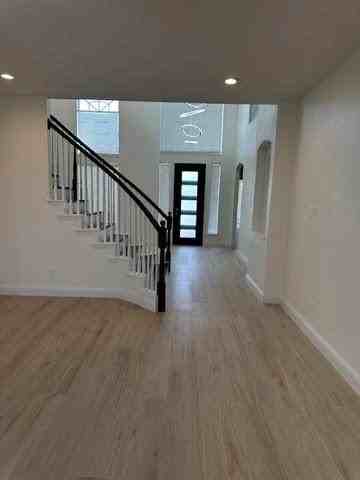 1441 Kleber Dr - Photo 5 of 40