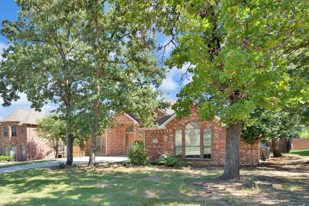 3217 Hidden Springs Dr - Photo 4 of 39