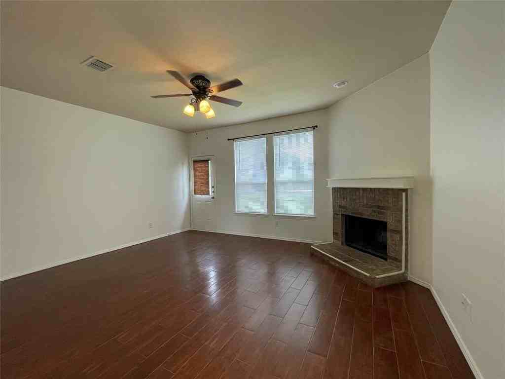 825 Sheryn Drive - Photo 6 of 17