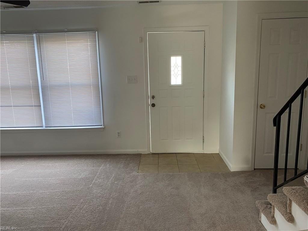 1349 Ruddy Oak Ct - Photo 3 of 15