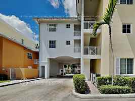 featured image of 414 Sw 13th Ter