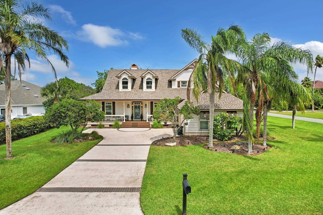 500 Turnberry Ln - Photo 3 of 50