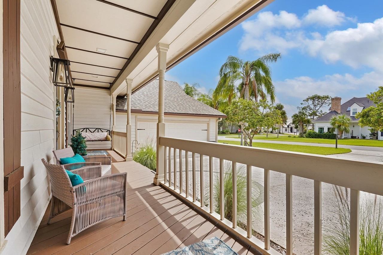 500 Turnberry Ln - Photo 4 of 50