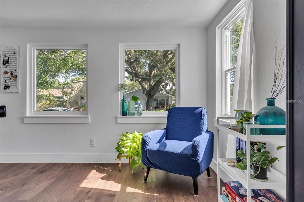 916 47th Avenue North - Photo 7 of 28