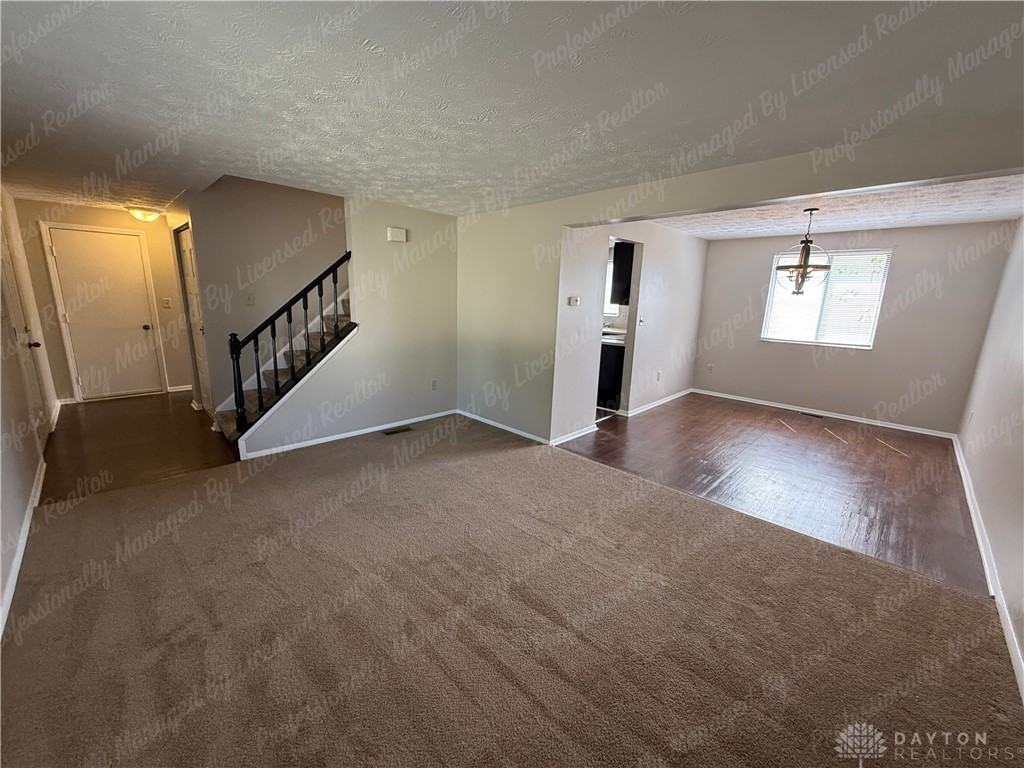 297 Myrtle Ln - Photo 6 of 34