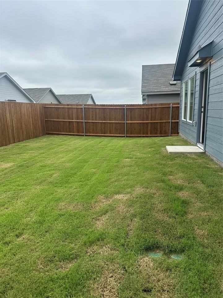 2107 Spartan Dr - Photo 3 of 23