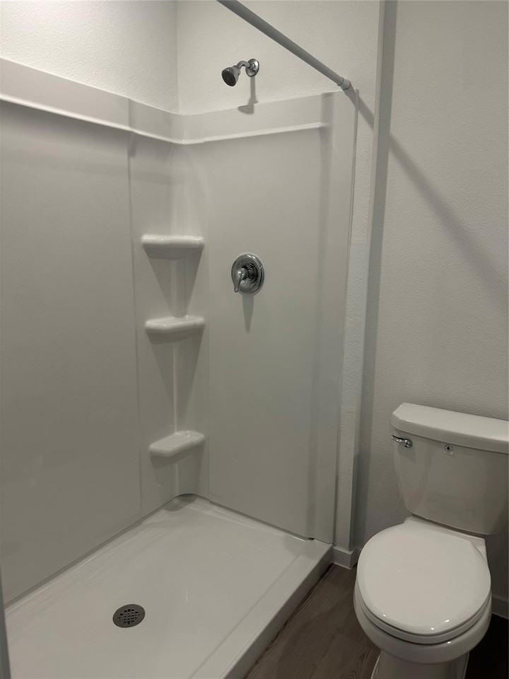 2107 Spartan Dr - Photo 7 of 23