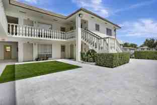 5450 Hollywood Blvd - Photo 1 of 1
