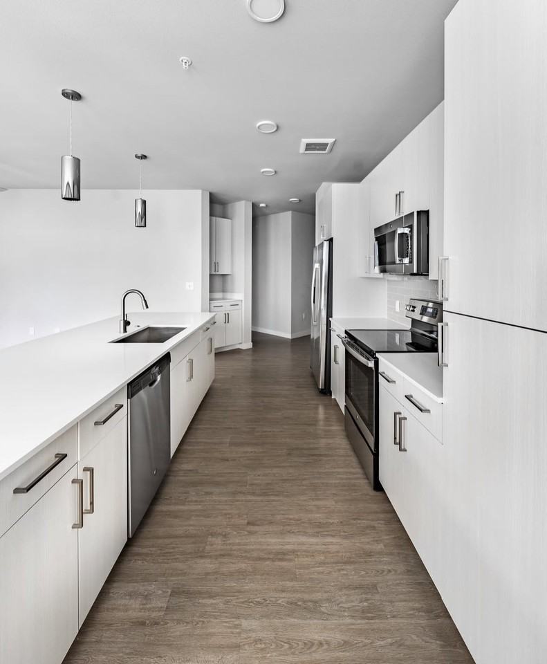 2111 N Austin Ave #01-109 - Photo 6 of 8