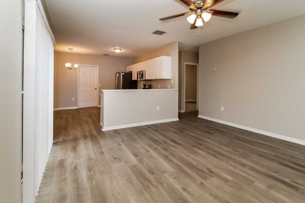 515 Maricopa Dr - Photo 3 of 16