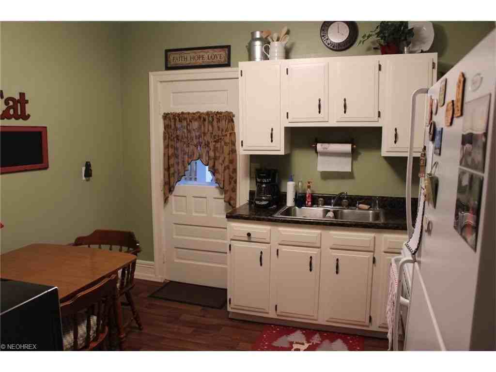 6614 Brecksville Rd - Photo 3 of 12