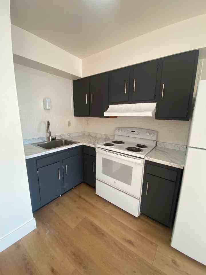 3733 Morganford Rd #G