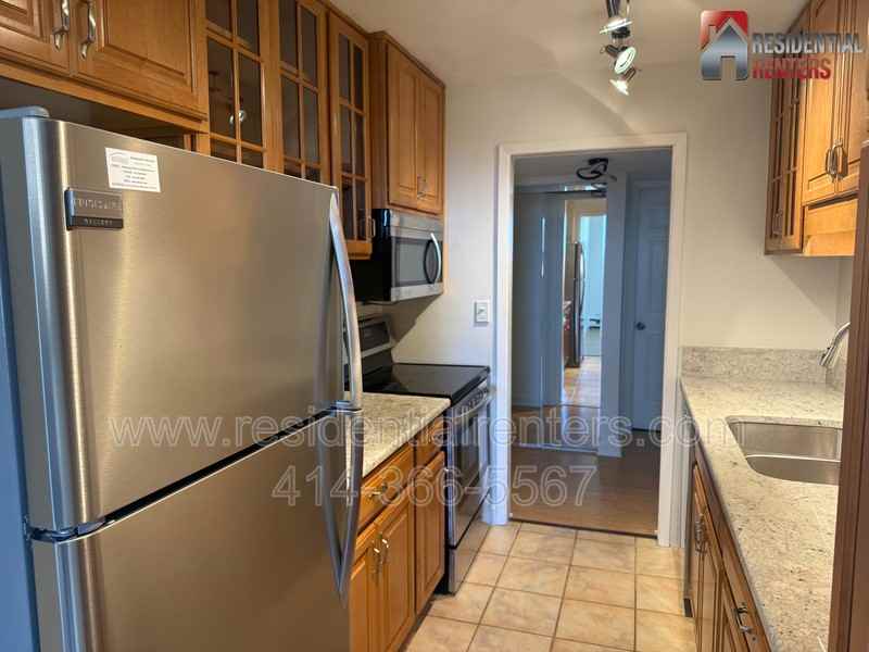 1707 N Prospect Ave #5E - Photo 4 of 22