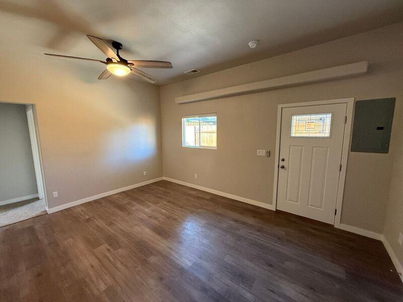 1334 8th Ave Sw - Photo 6 of 31