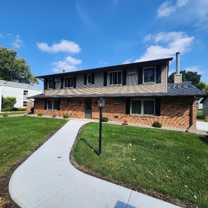 1016 Parkwood Ln - Photo 1 of 1