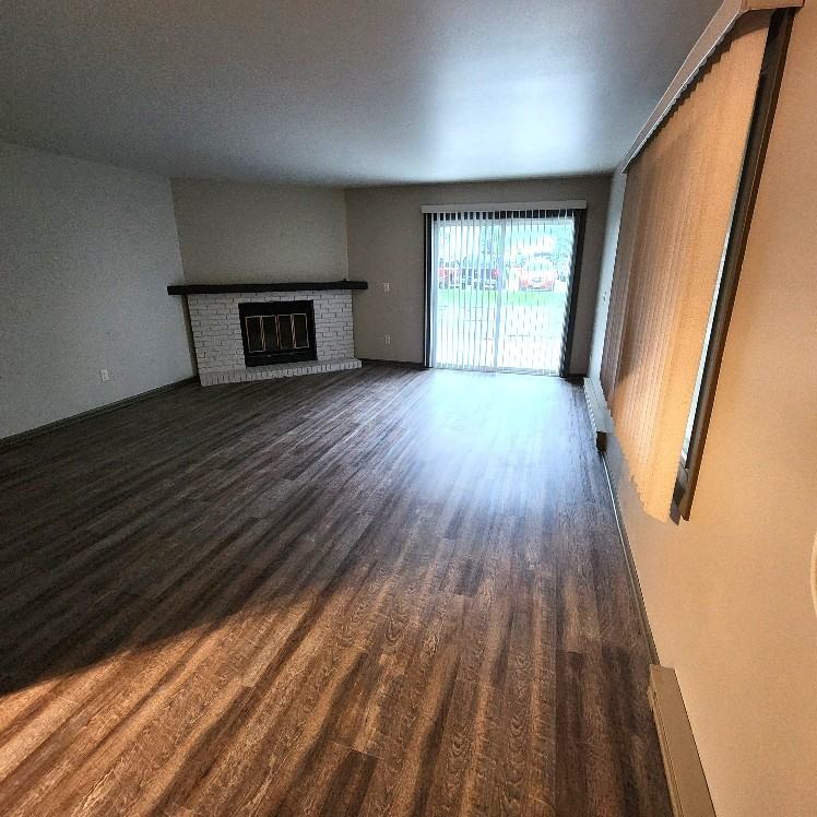 1016 Parkwood Ln - Photo 6 of 18