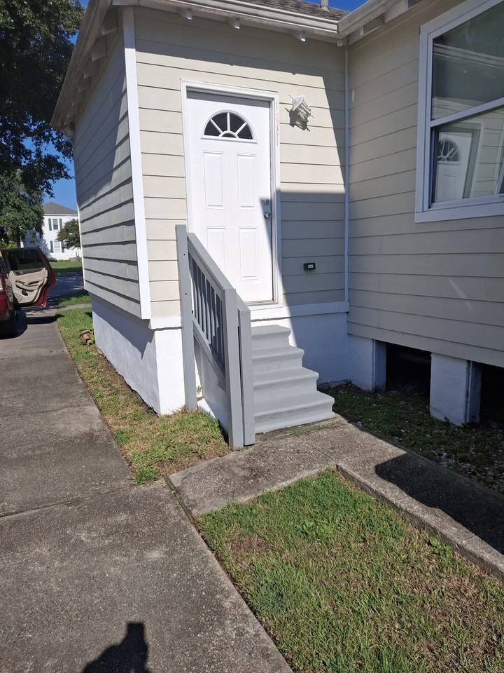 5625 Canal Blvd #NA - Photo 2 of 21