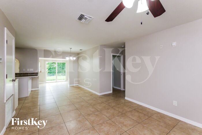 2174 Nw 62nd Ave - Photo 3 of 16