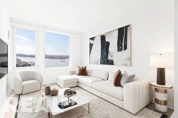 W 38th St #5107 - Photo 2 of 9