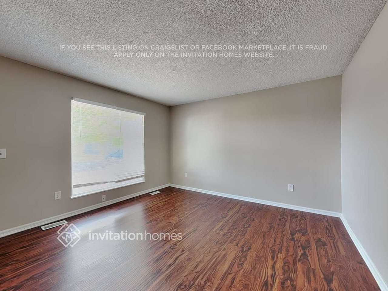 8174 W 93rd Cir - Photo 3 of 18