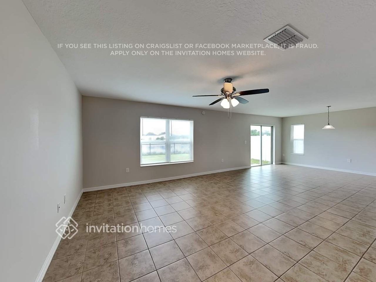 10420 Laguna Plains Dr - Photo 4 of 17