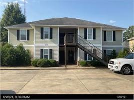 featured image of 2530 Hilltop Dr #3