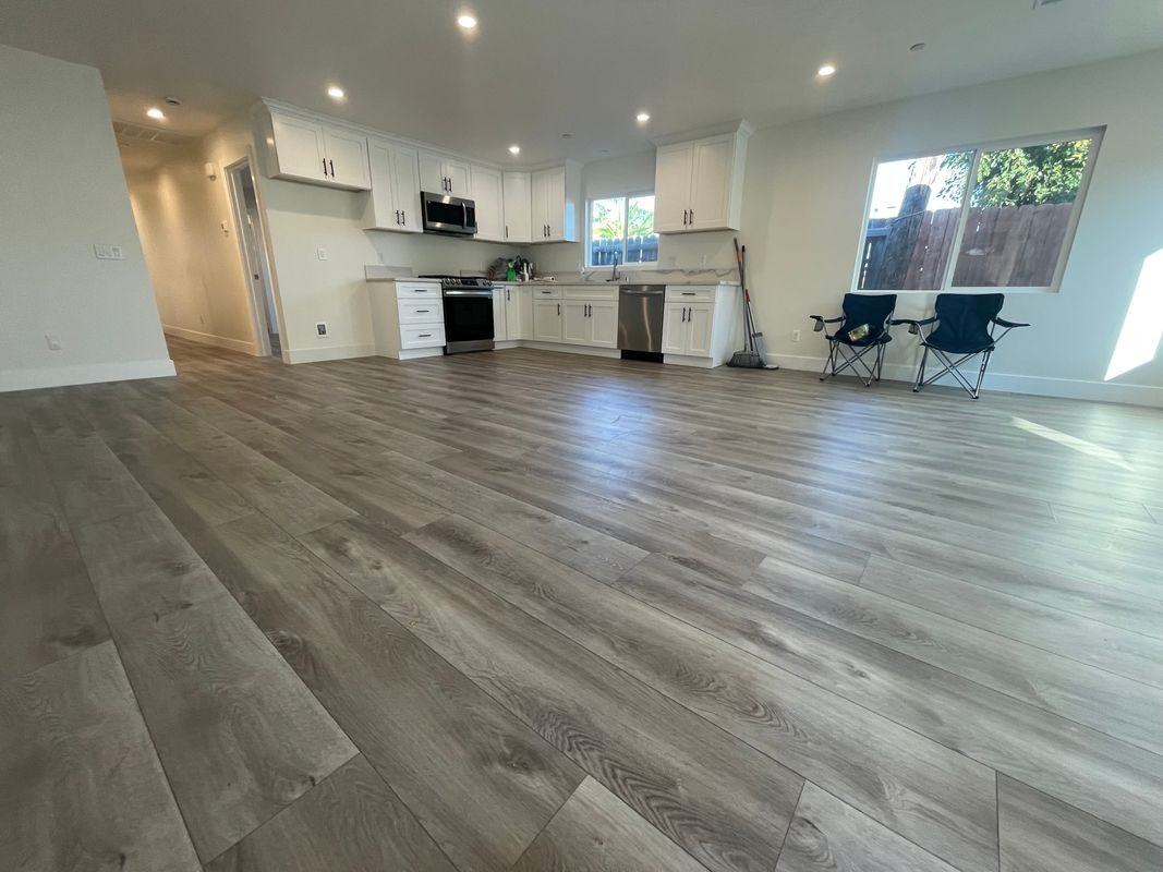 3923 Franklin Ave - Photo 2 of 8