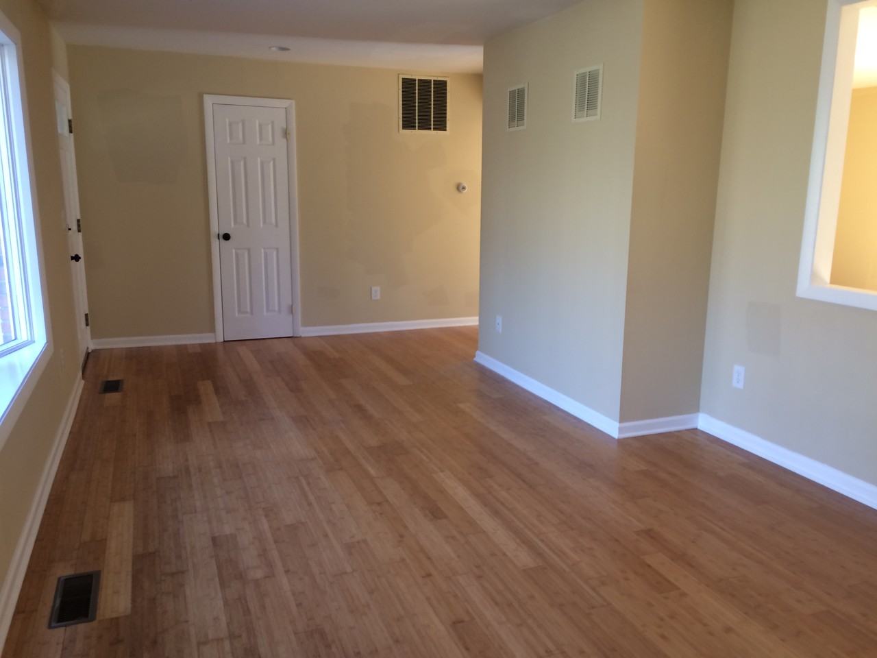 290 King St - Photo 3 of 13