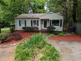 828 Crescent Dr - Photo 1 of 1
