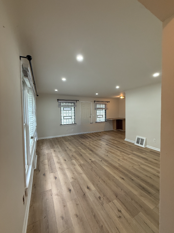 6300 Canyon St - Photo 2 of 15