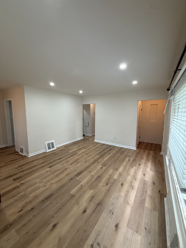 6300 Canyon St - Photo 3 of 15