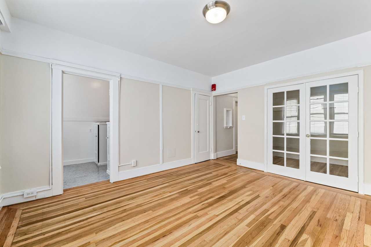 735 O'Farrell - Photo 2 of 26