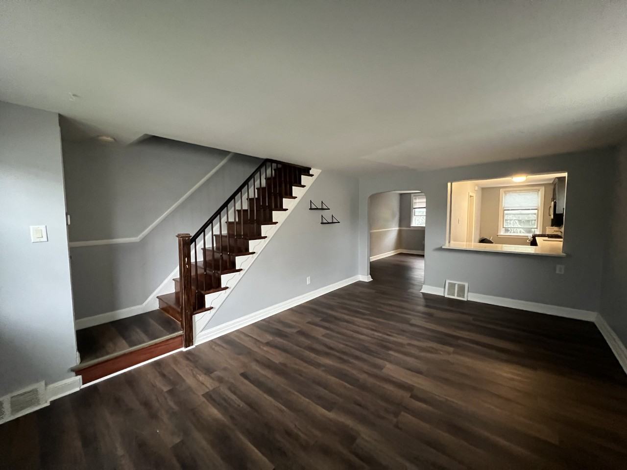 2219 Dermond Ave #NA - Photo 2 of 14