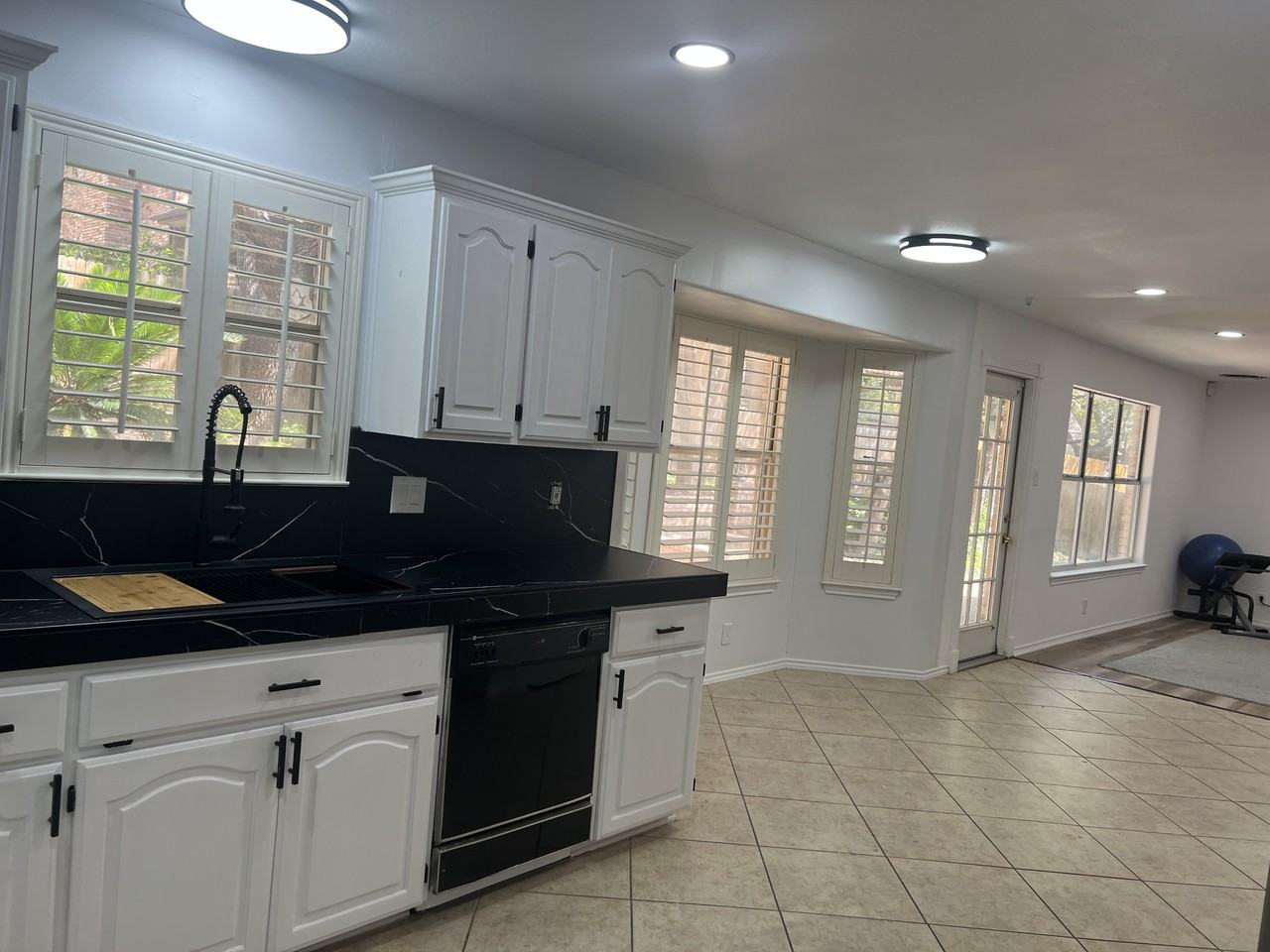 8619 London Hts #NA - Photo 7 of 16