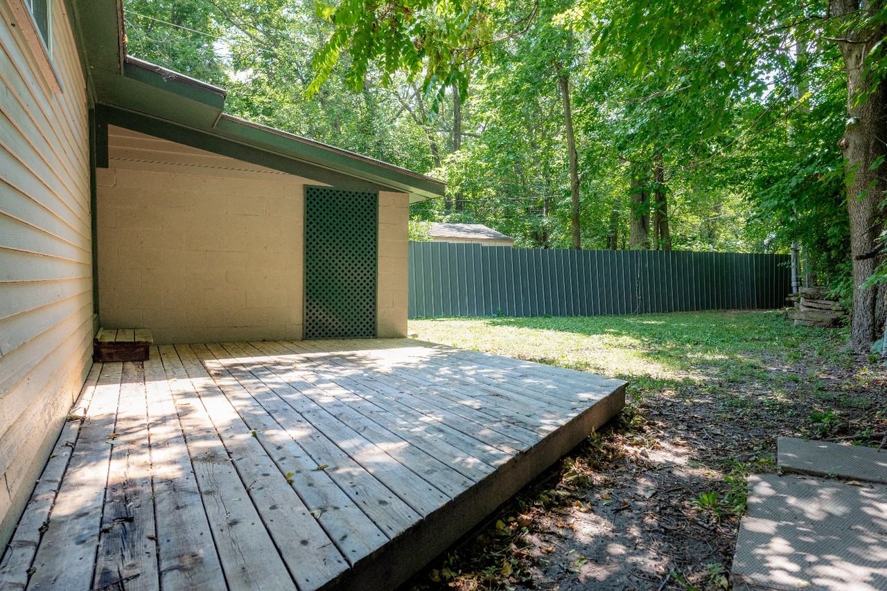 929 English Ave #A - Photo 2 of 12